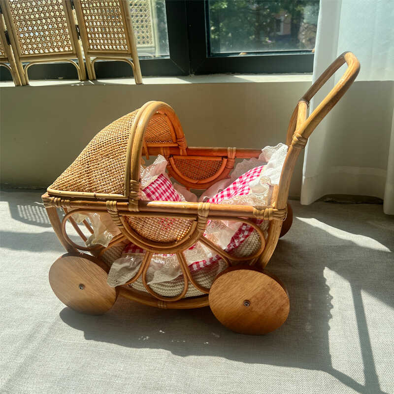 Woven Rattan Baby Stroller Vin - Baby Nursery Vintage Decor ulasan dan harga